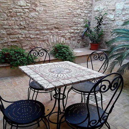 Brizi 10 Assisi