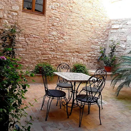 Brizi 10 Assisi